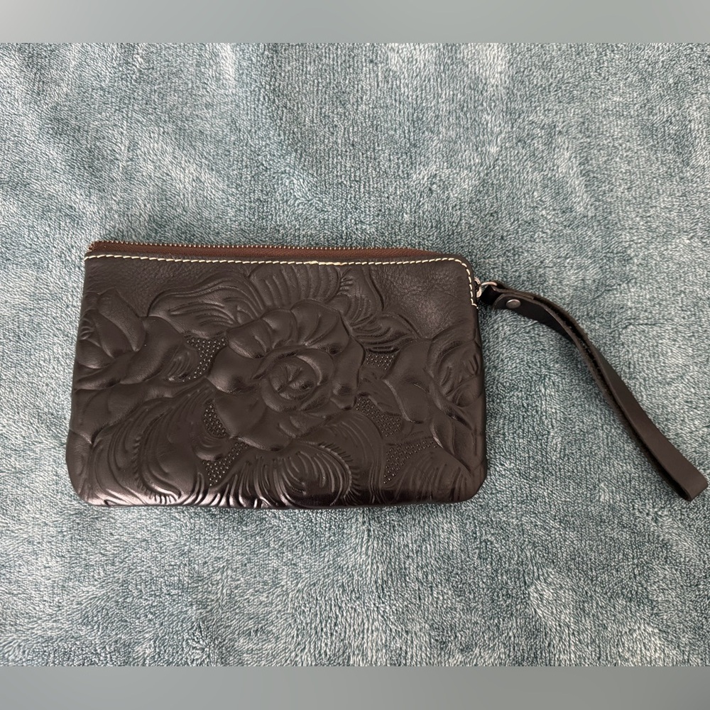 Patricia Nash Black Floral Embossed Leather Wristlet Wallet Boho Artsy